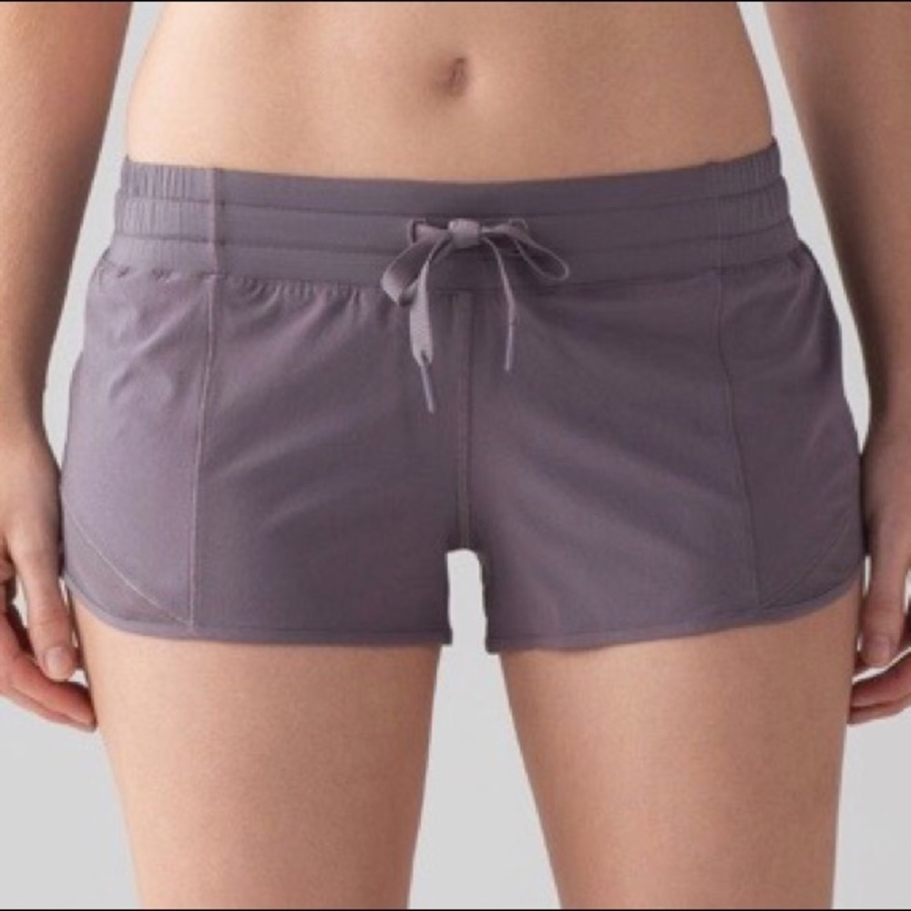 Lululemon Hot Hotty Short (2.5”) Black